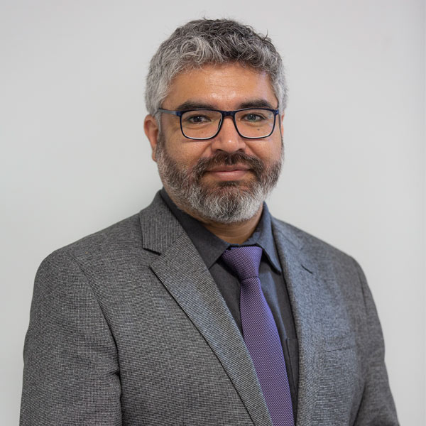Dr. Darío Rojas
